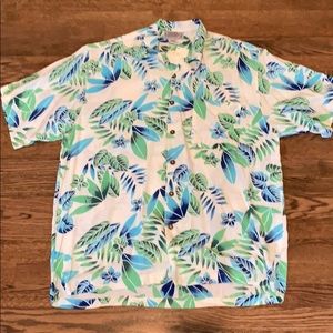 Hawaiin Back East shirt.